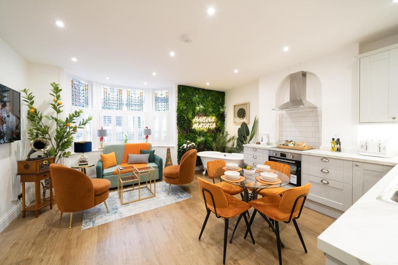 The House Of Selfies Apartment Royal Tunbridge Wells Exterior photo